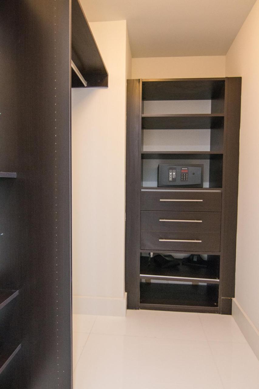 Luxury 5-Star Condo @37Th Floor In Icon Brickell 2B/2B Miami Bagian luar foto